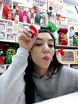 LunaZambrano live sex cam