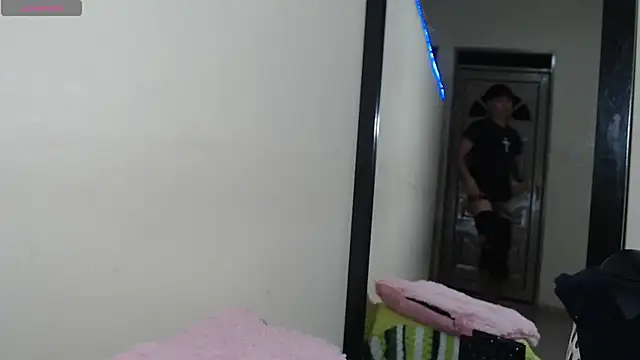 Lukas_strong live sex cam