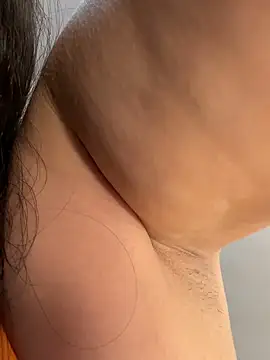 evelyn_1702 live sex cam