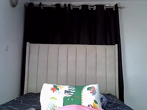 pretty_hearty live sex cam