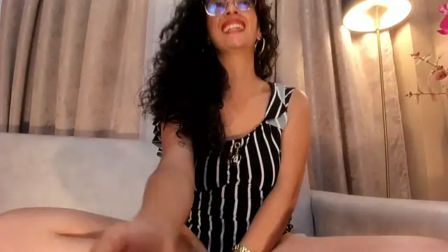 AmaraYasbel live sex cam
