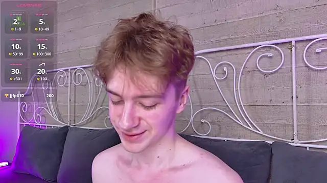 Paul_Holt live sex cam