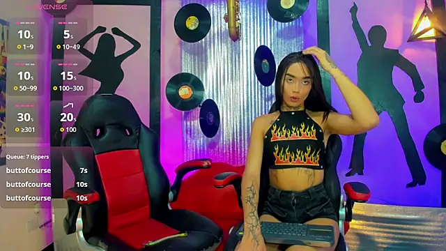 nickyminach_ live sex cam