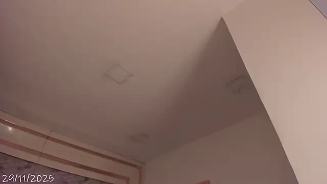 Bonnie_Luxury live sex cam