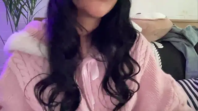 kaithra live sex cam