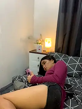 AngelHille live sex cam