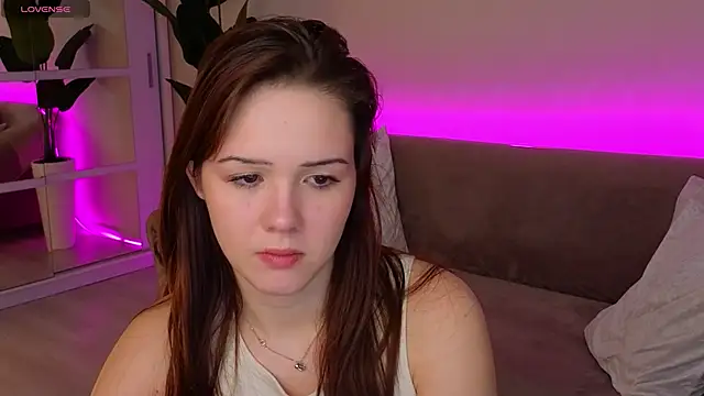 LindaRobertz live sex cam