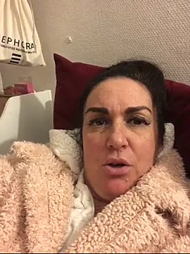 Blanche-neige1 live sex cam