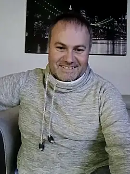 Pourleplasirs live sex cam