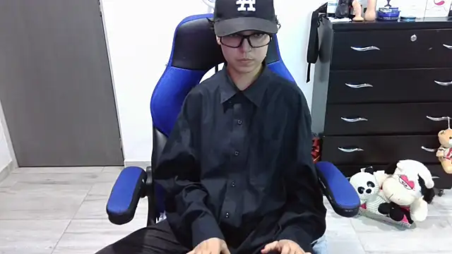 thomascooper7 live sex cam