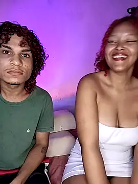 CasalAkira live sex cam