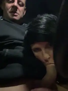 Reggie_roxie live sex cam