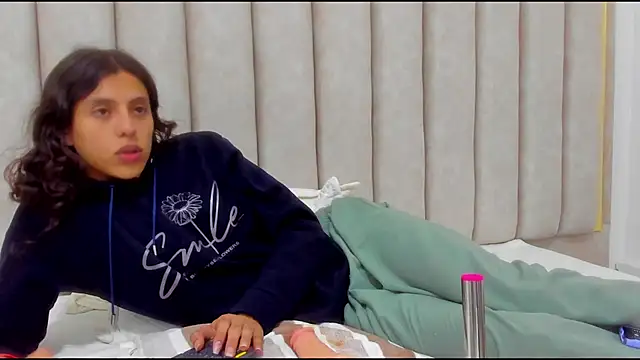 FreyaMoller live sex cam