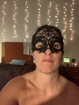 massagistahotbrunette live sex cam