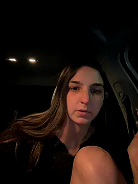 DoriDeluxe66 live sex cam