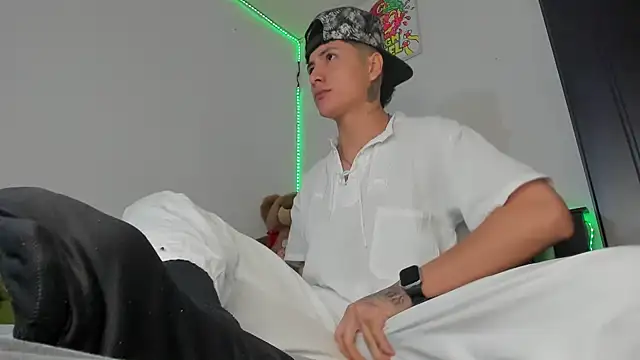 Mateo_Escobar live sex cam