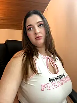 Kamilla_Loop live sex cam