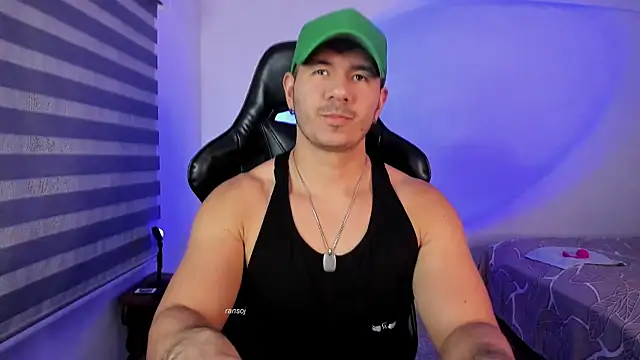 ransoj live sex cam