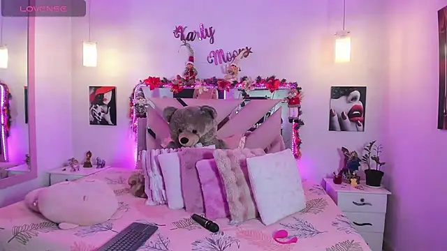 Karly_moon live sex cam