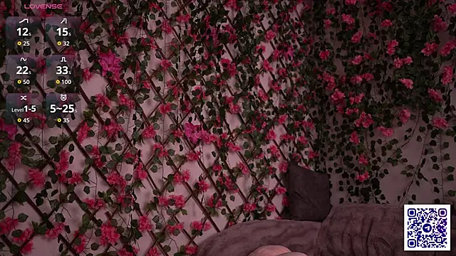 Petite_Polly live sex cam