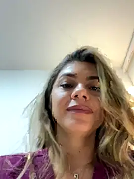 alicee16 live sex cam