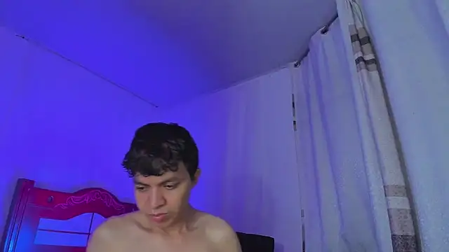 Lucaas_King live sex cam