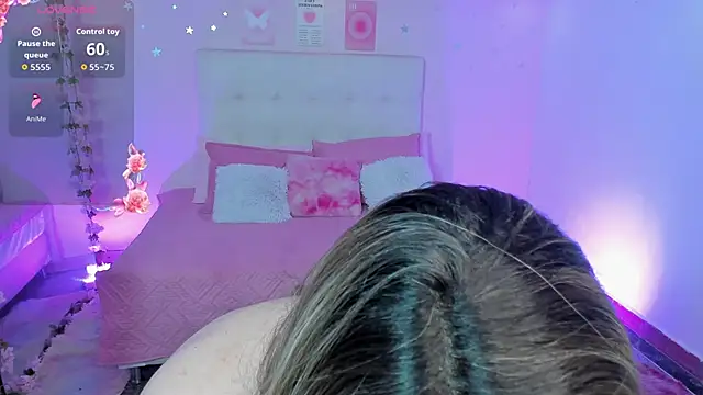ScarlettDreamss7 live sex cam