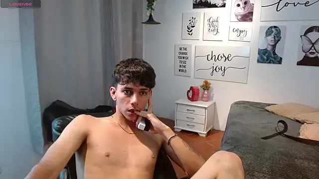 AmethystShadow17 live sex cam