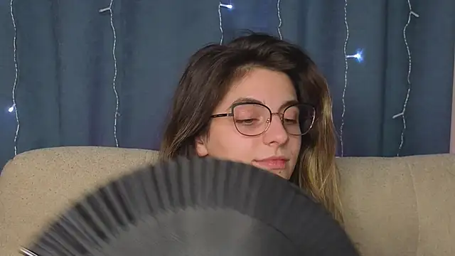 CasandraMickell live sex cam