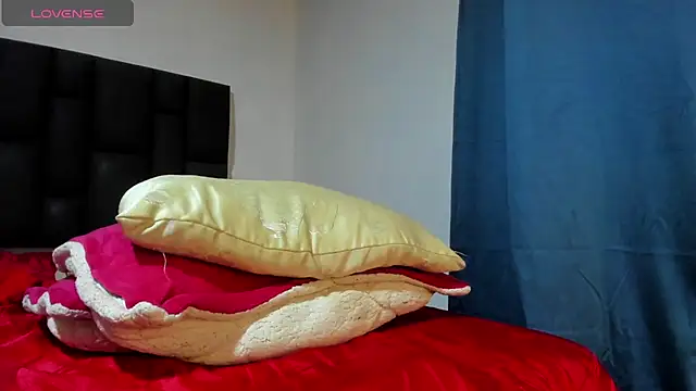 Aurora_doll23 live sex cam