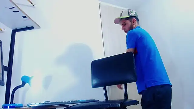 Gregory_hard live sex cam