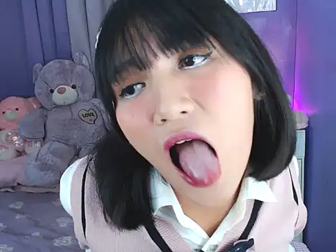 urlovelyfreya live sex cam