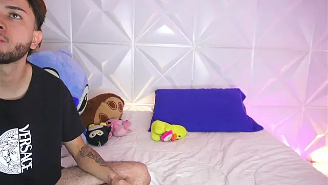 LeagueOfLovers live sex cam