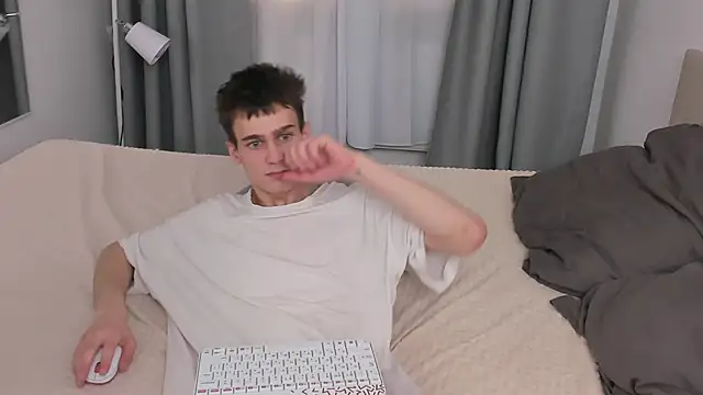 Kevin_Kesi live sex cam