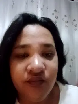 Hotcum_ella live sex cam