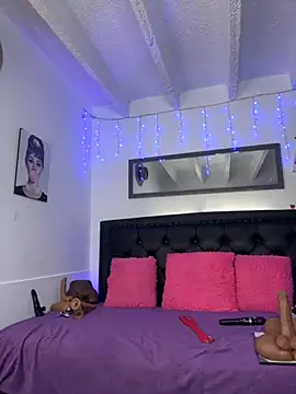 lonely_shewolf live sex cam