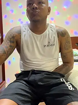 Saipadpuer30 live sex cam