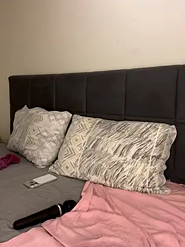 yaprakmericc live sex cam