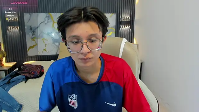 SantiagoRusso18 live sex cam