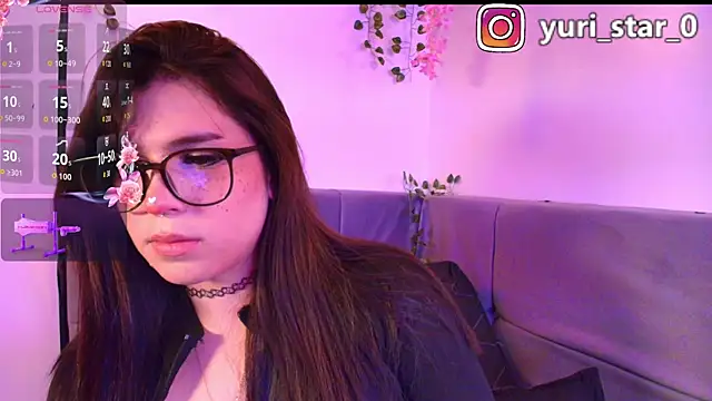 Yuri_Stars live sex cam