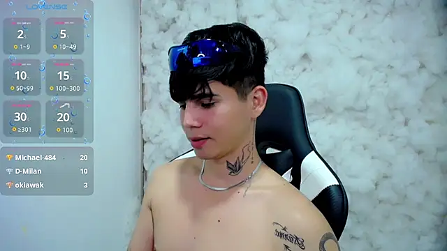 Tayson_Rivers live sex cam