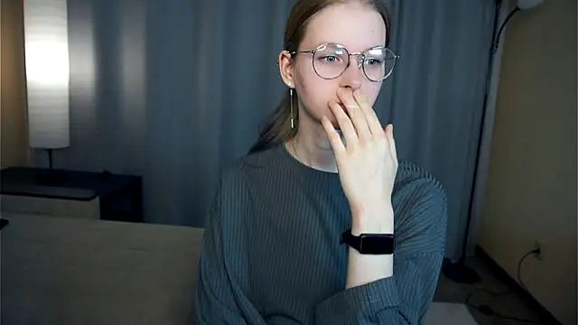 ToyaPletz live sex cam