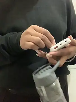 Cami_Leon2 live sex cam