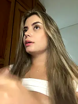 Miss_valeriaa live sex cam