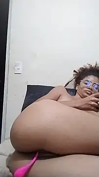 Emanuelle_manu live sex cam