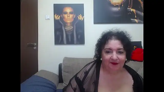 maturekorine live sex cam