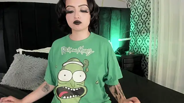 Adeelinee live sex cam