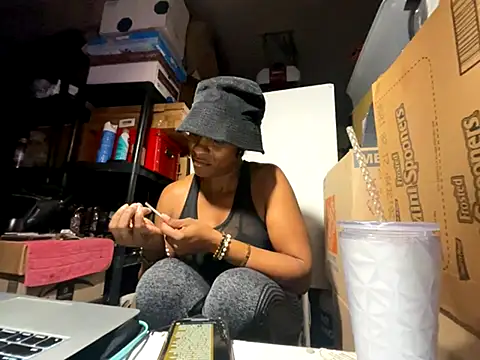 wynterheat live sex cam