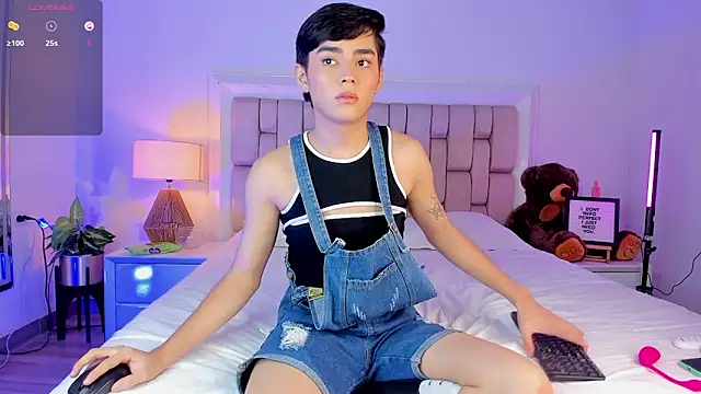 Maxi_little live sex cam