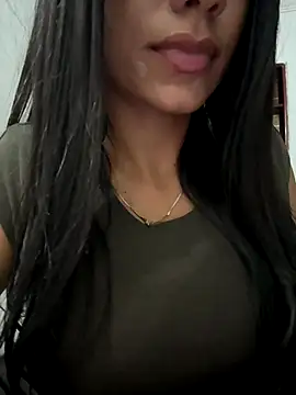 Sofizuly live sex cam